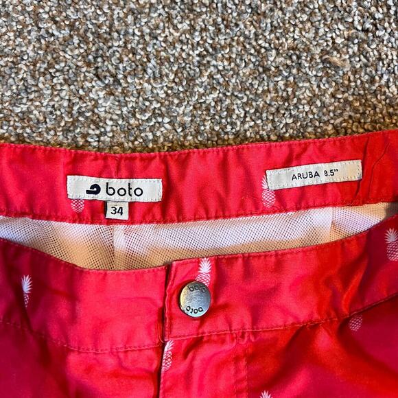 Stylish Red Pineapple Print Men's Swim Shorts - Picture 5 of 6